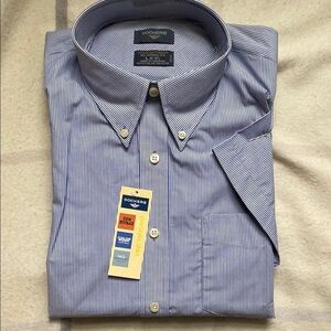 Dockers Blue and White Pinstripe Men's Short Sleeve Dress Shirt Size Large